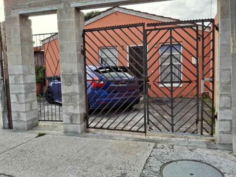 2 Bedroom Property for Sale in Portlands Western Cape
